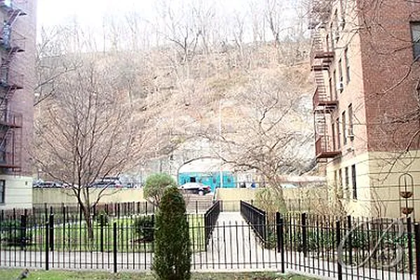 Rented by Bellmarc Realty | media 1