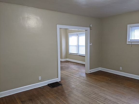 4th image of 3939 N Capitol Ave