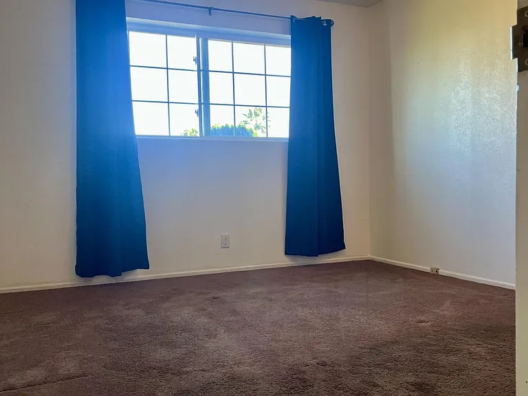 2315 W Butler Dr — Photo 5