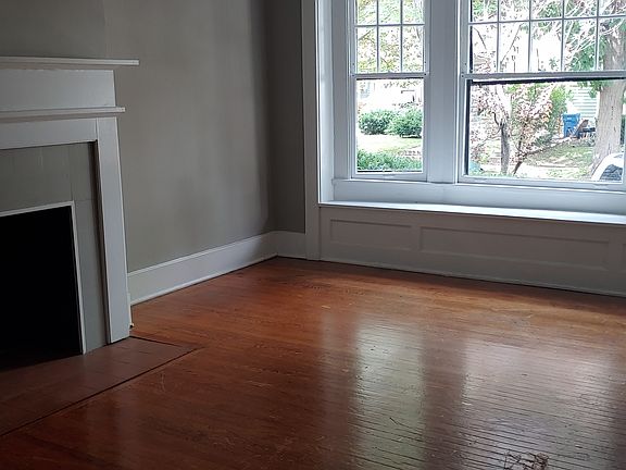 Decorative fireplace