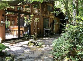 118 Pyramid Pl, Ashford, WA 98304