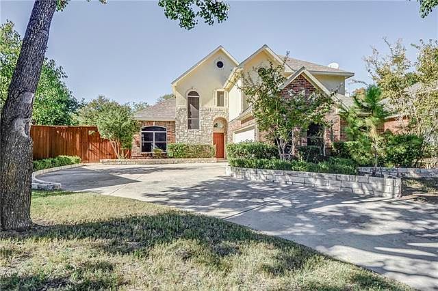 1st image of 1201 Ashford Ln