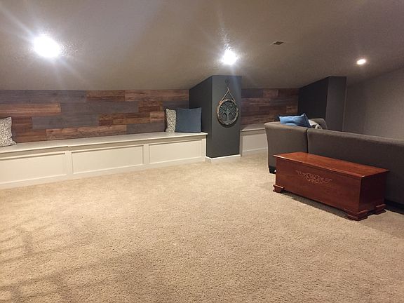 Upstairs Family Room/Loft