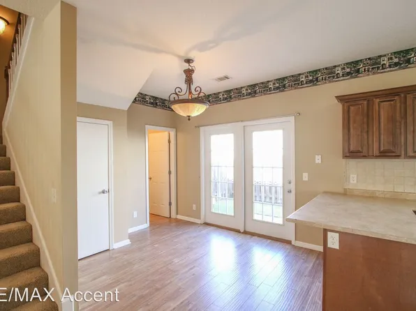 28 Cypress Ln, Richmond Hill, GA 31324