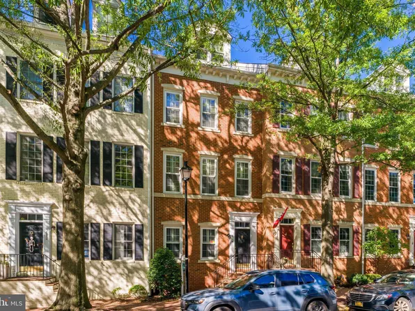 624 N Pitt St, Alexandria, VA 22314