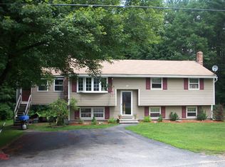27 Bemis Rd, Pepperell, MA 01463
