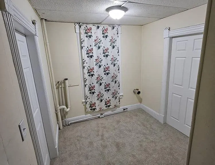 348 Walker St #1 — Photo 43