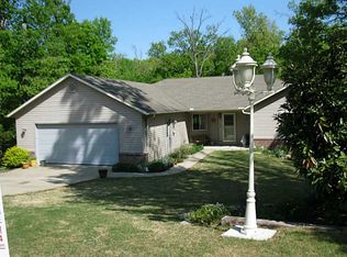 16 Piccadilly Ln, Bella Vista, AR 72714