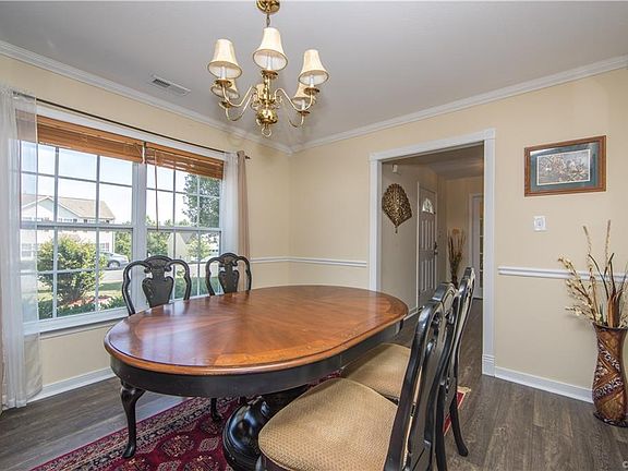 3rd image of 13630 Duxton Dr
