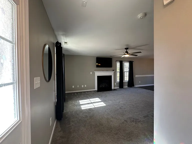 66 Great Oak Ct — Photo 3
