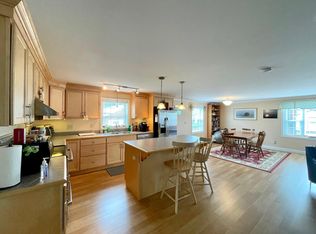 150 Evarts St, Newport, RI 02840