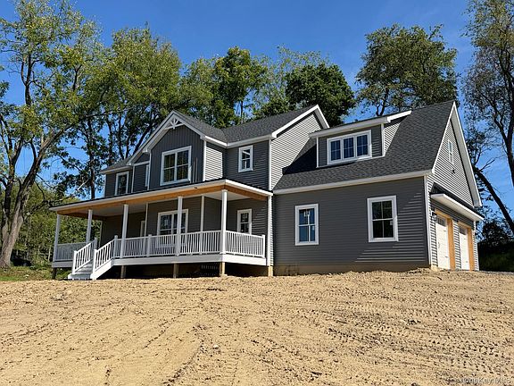 2nd image of 17 Sunset Lane