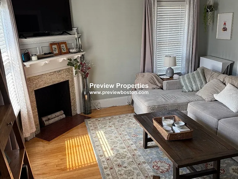 Presentation Rd — Photo 7