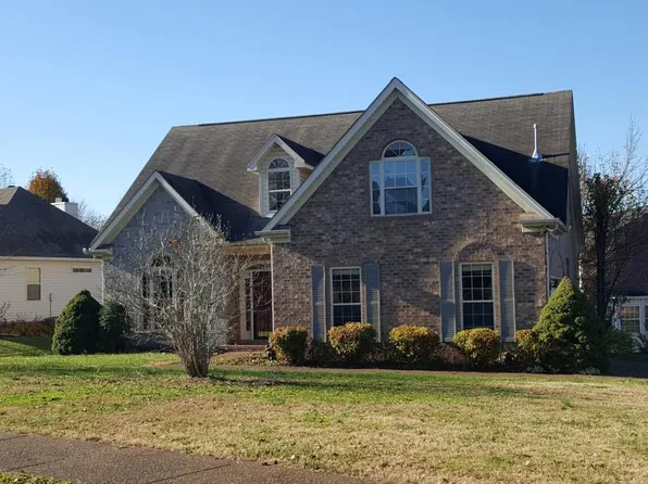 170 Grove Ln S, Hendersonville, TN 37075