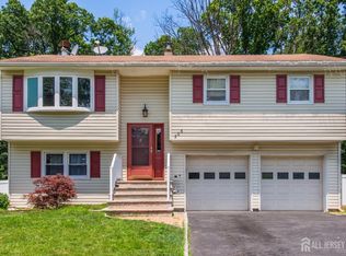 206 Woolworth Ave, South Plainfield, NJ 07080