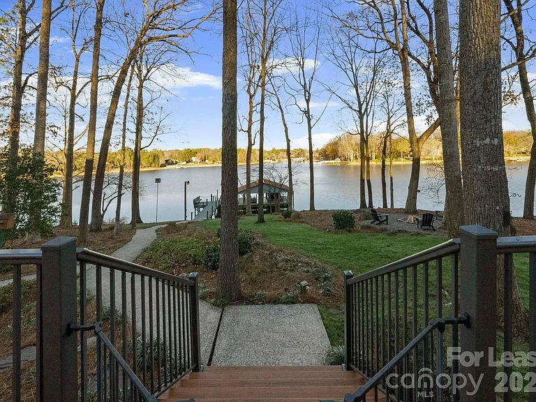 19709 Stough Farm Rd — Photo 30