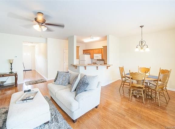 3rd image of 6006 Black Heath Dr #12