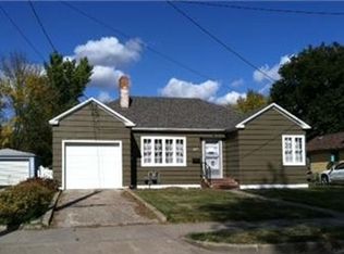 245 4th St SE, Valley City, ND 58072