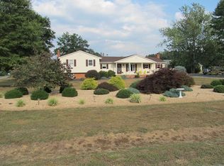 183 Rankin Ln, Stuarts Draft, VA 24477