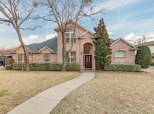 8908 Hunters Glen Trl, Fort Worth, TX 76120