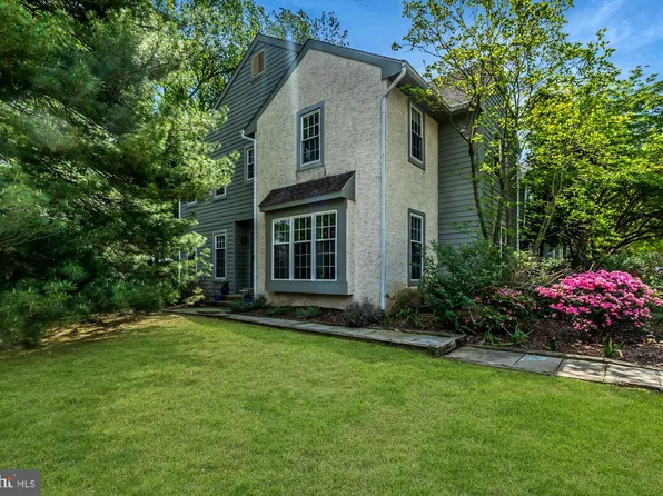 162 Nottingham Ct, Aston, PA 19014