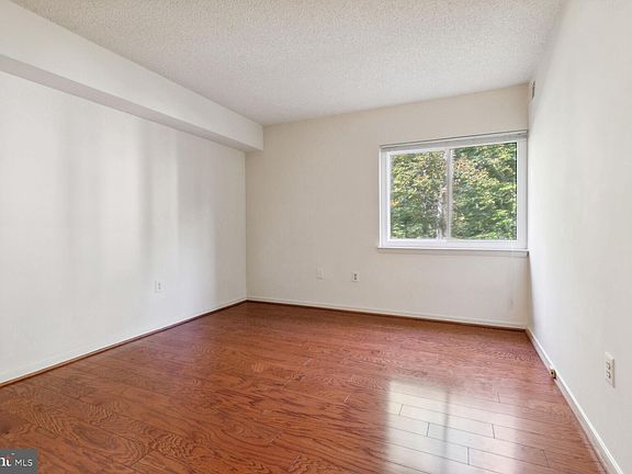 4th image of 2921 N Leisure World Blvd #1223