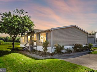 48 Hampshire Dr, New Oxford, PA 17350