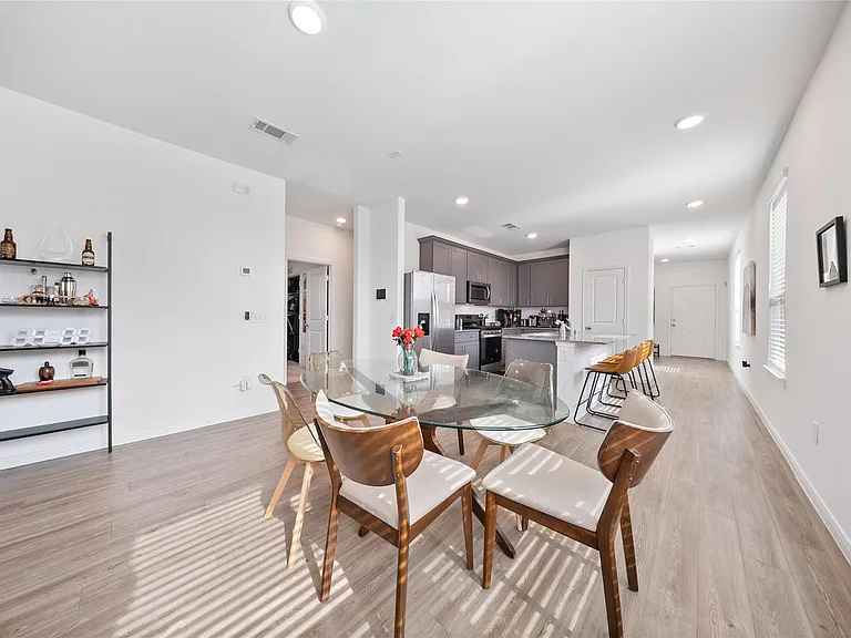 21126 Coral Blossom Ln — Photo 28
