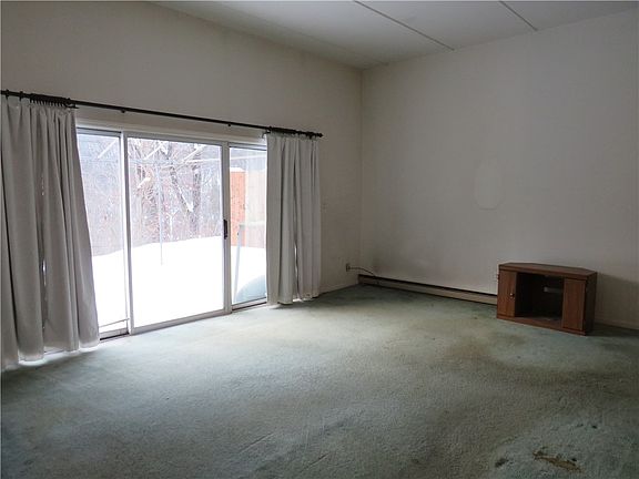 4th image of 101 Rivermont Ct #101