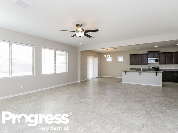 4th image of 38590 N Navarro Dr