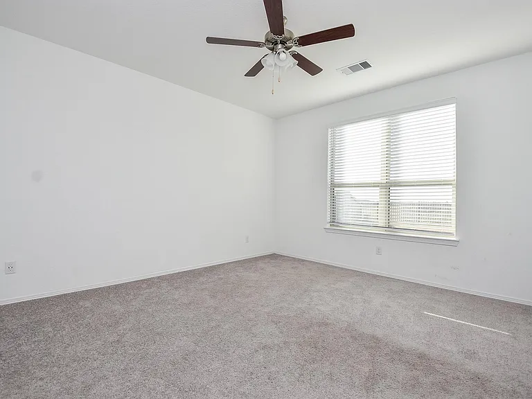 5715 Aurora Greens Ln — Photo 18