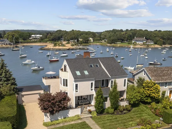 47 Chimney Corner Circle, Guilford, CT 06437