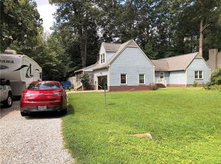 106 W Woodland Rd, Yorktown, VA 23692