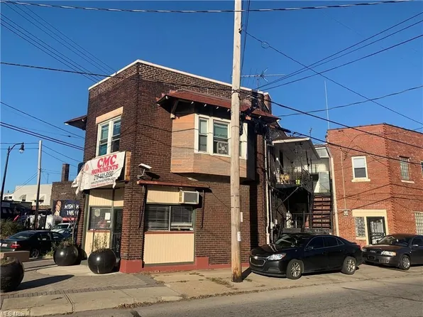 15300 Waterloo Rd #4, Cleveland, OH 44110