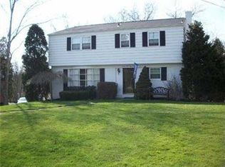 9355 Doral Dr, Pittsburgh, PA