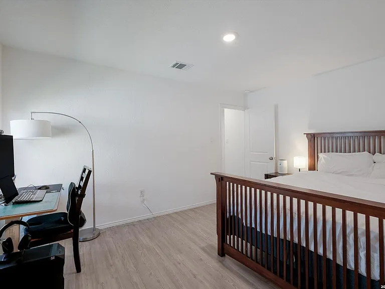 6422 Magee Run — Photo 15