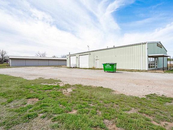 2nd image of 1502 N 5th St