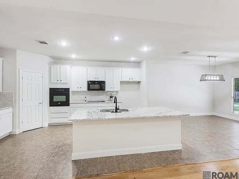 22782 Greencliff Dr — Photo 5