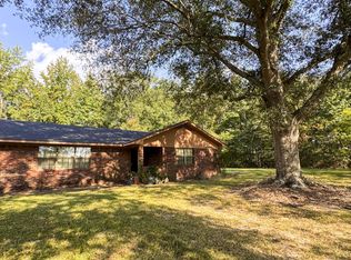 1142 Waddell Rd, Cedarbluff, MS 39741