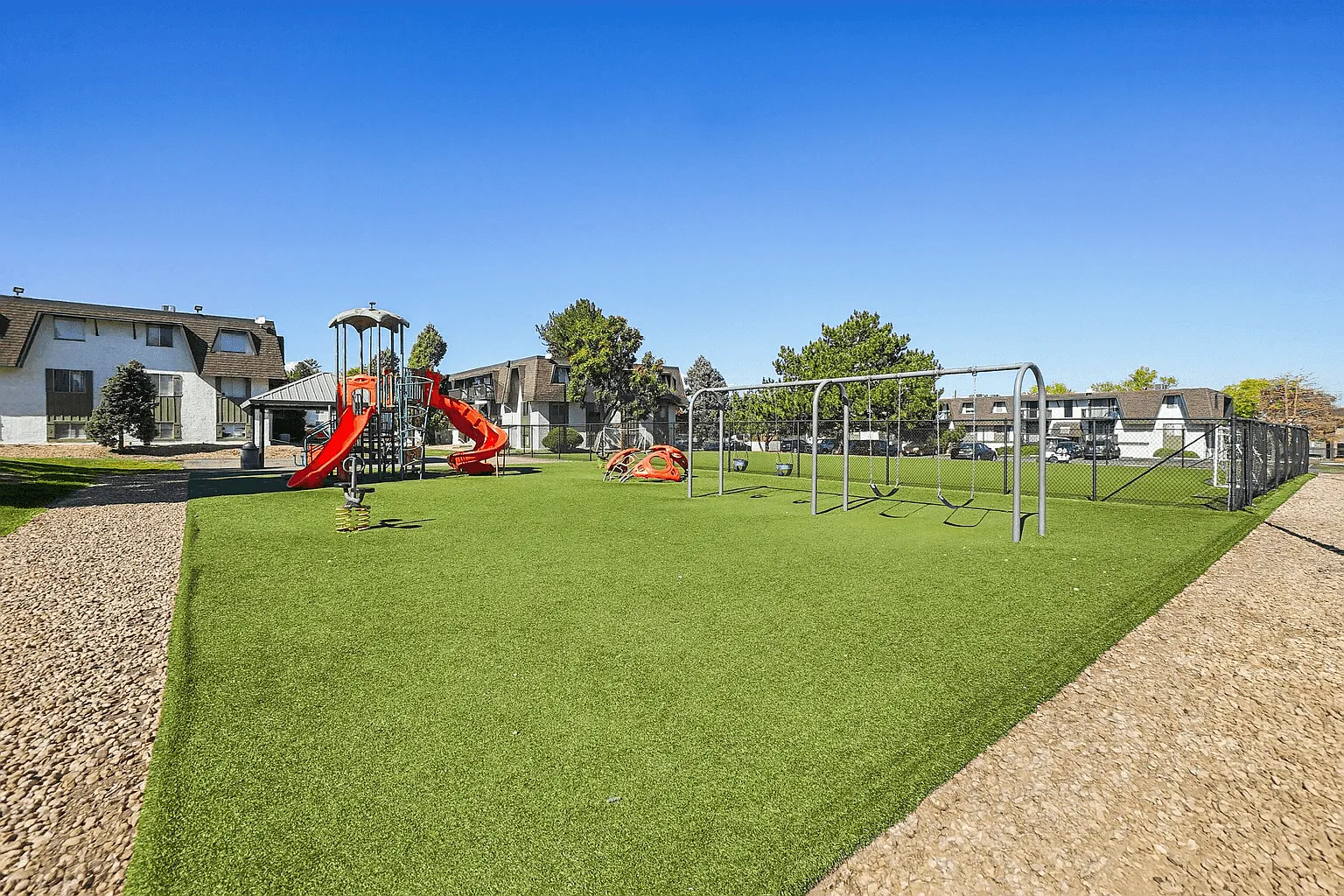 Willowstone Apartments — Photo 3