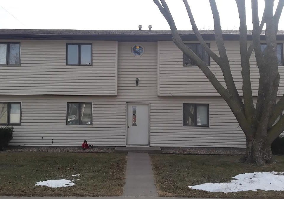 1st image of 2400 Cottage St