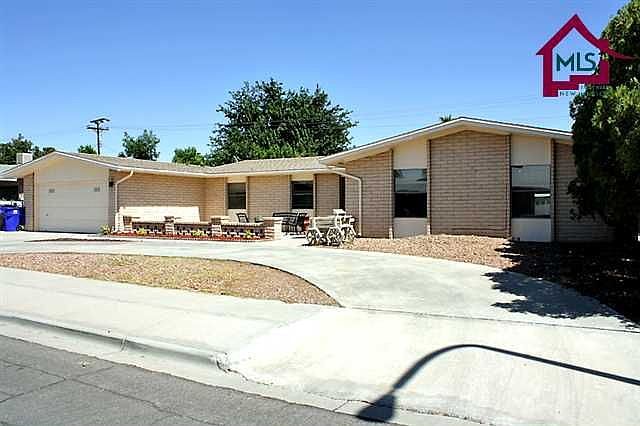 1st image of 808 Frank Maes Ave
