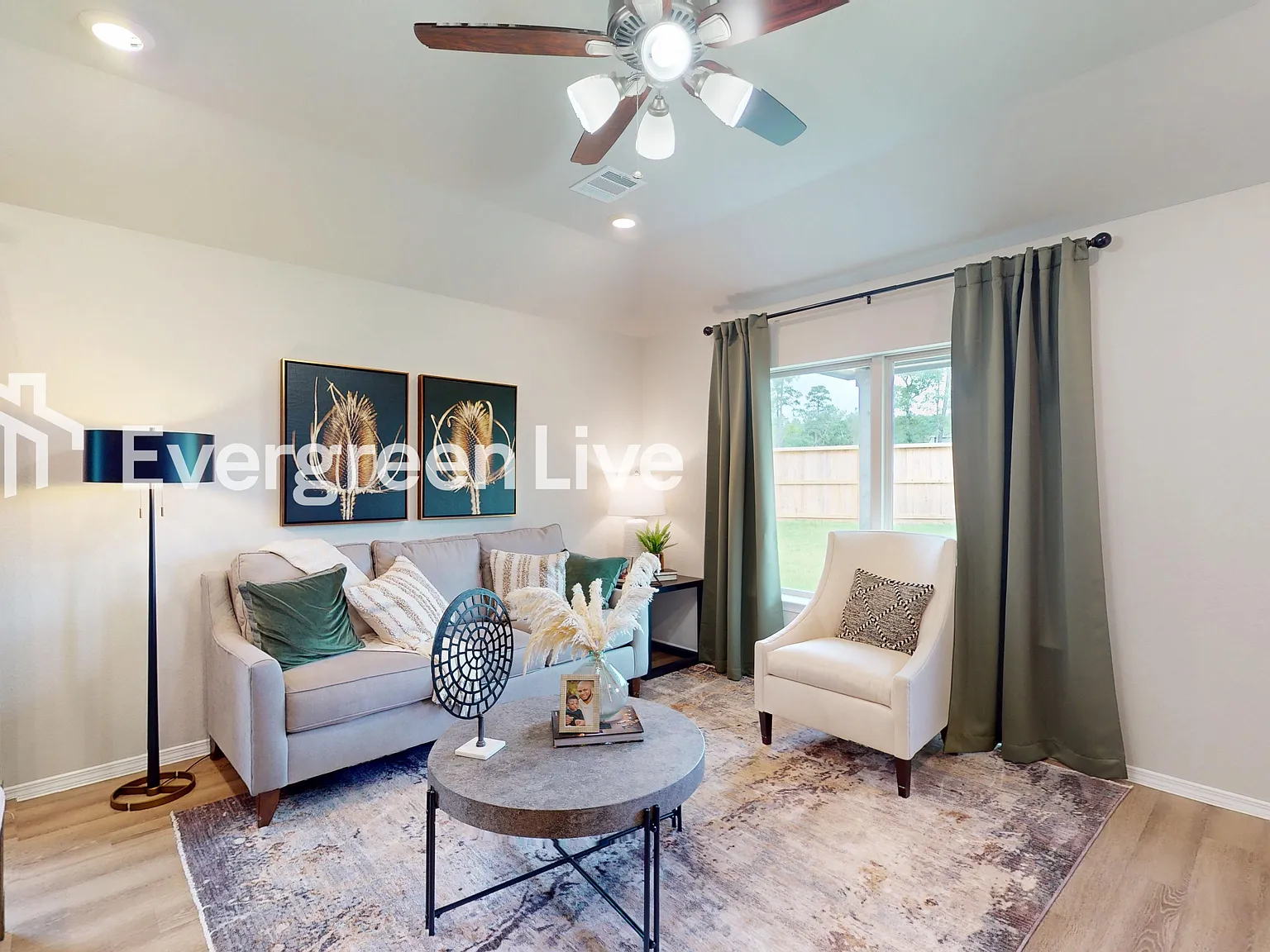 4 bed, 2.0 bath, 1459 sqft, $1,605 — Photo 1