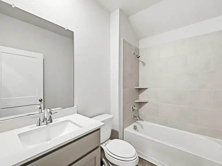 811 Brookside Dr — Photo 7