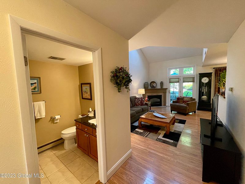 3rd image of 57 Stoney Creek Drive