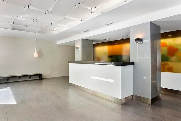 Sold by Raz Realty | media 5