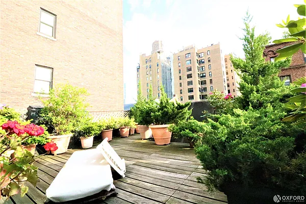 Rented by Oxford Property Group | media 31