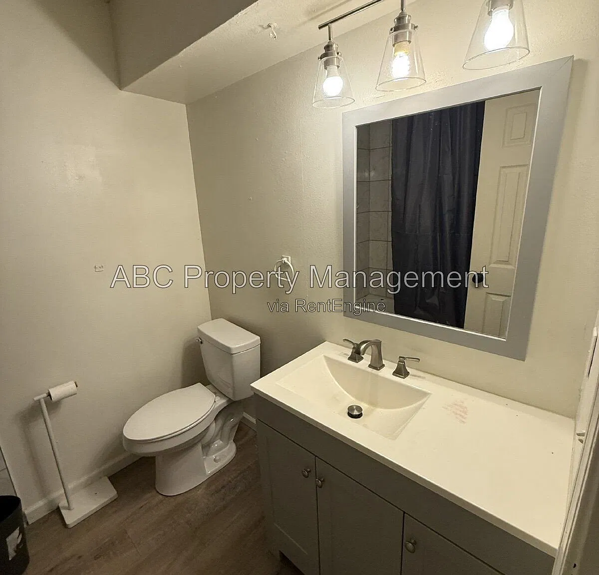 2 bed, 1.0 bath, 1128 sqft, $1,200 — Photo 3