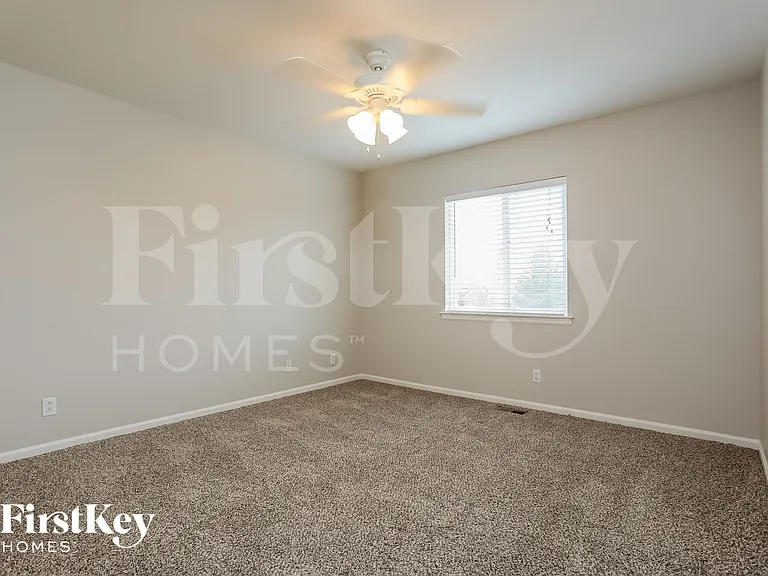 13827 Ivanhoe St — Photo 12