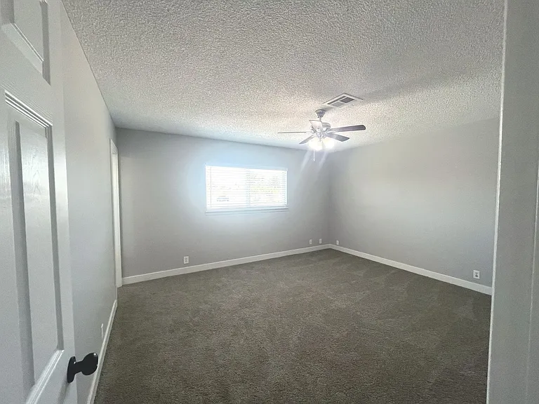 3801 Valley Forge Ave — Photo 37
